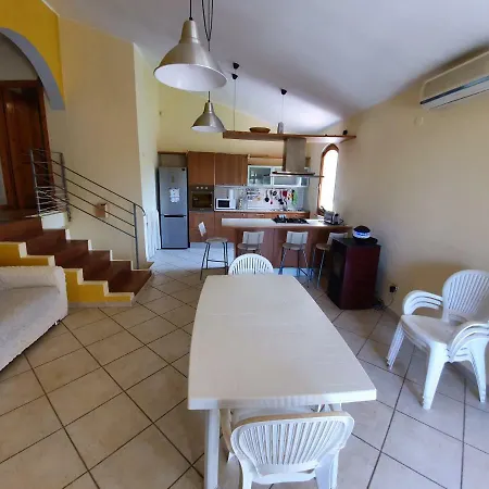 Villetta Immersa Nella Tranquillita Holiday home Capitana